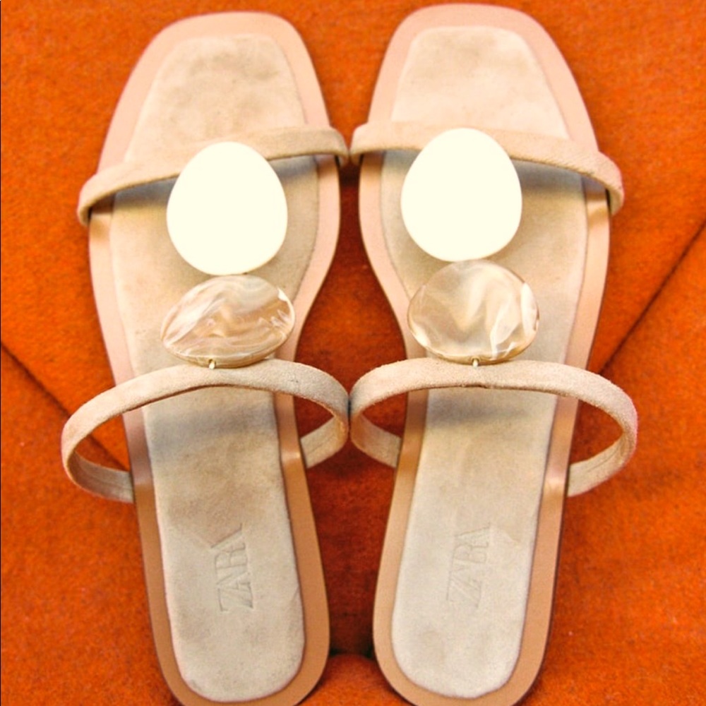 New Zara stone bead cow leather sandals
